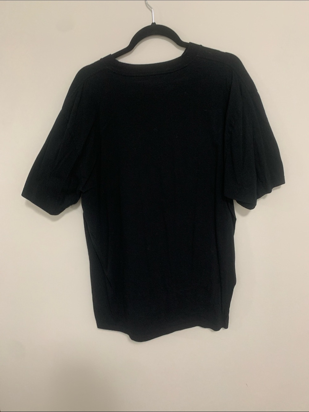 Carhartt Black Short-Sleeve Tee with Small White Chest Graphic - Picture 3 of 4